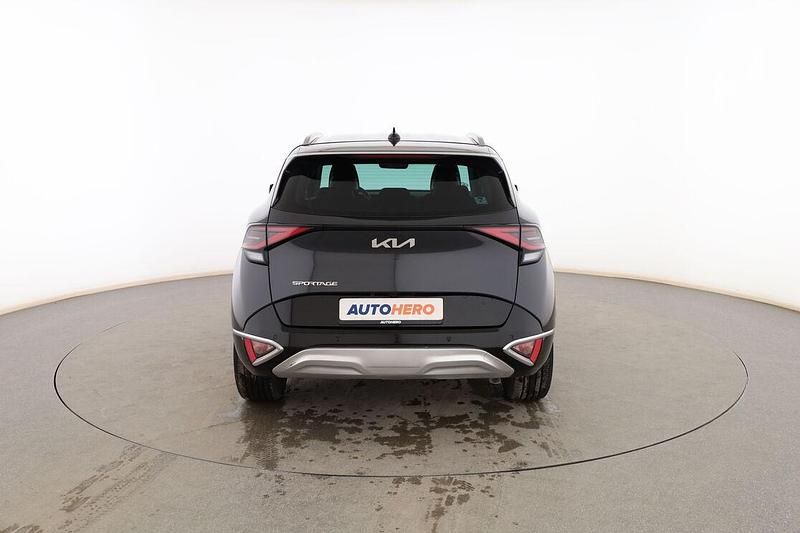 Usado Kia Sportage 150 CV (110 kW) 2022 Negro SUV