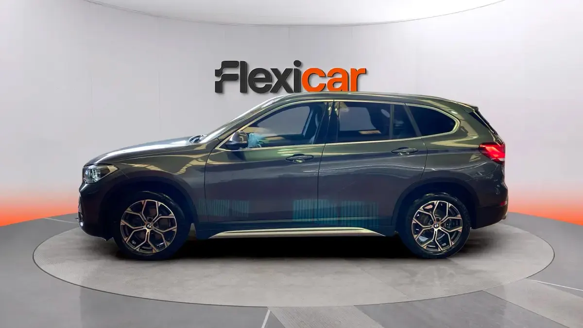 Usado BMW X1 140 CV (102 kW) 2020 Gris SUV