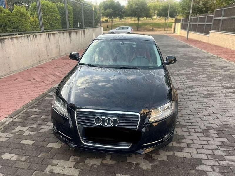 Usado Audi A3 Attraction 160 CV (117 kW) 2010 Negro Utilitario