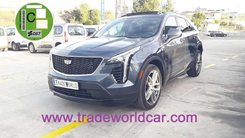 Usado Cadillac XT4 2022 Gris SUV