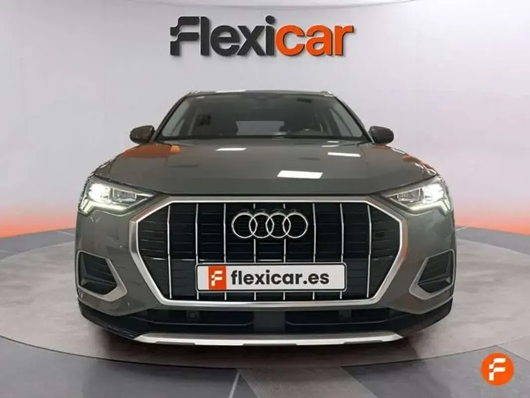 Usado Audi Q3 150 CV (110 kW) 2021 Gris SUV
