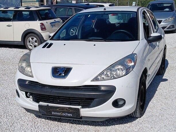 Usado Peugeot 206 75 CV (55 kW) 2011 Blanco Utilitario