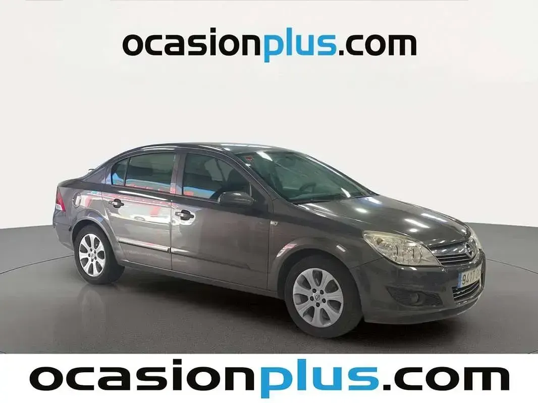 Usado Opel Astra Enjoy 100 CV (73 kW) 2008 Gris Berlina