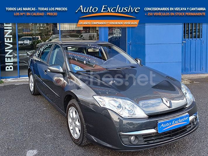 Gris / plata Usado 2008 Renault Laguna III Expression Berlina | 6990 € (Un poco caro) - Imagen 1/4