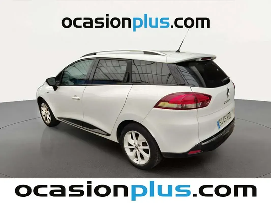Usado Renault Clio LIMITED 75 CV (55 kW) 2017 Blanco Familiar