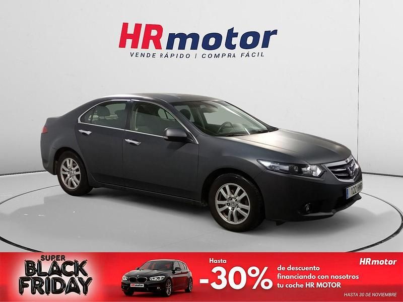 Gris / plata Usado 2013 Honda Accord S Berlina | 7890 € - Imagen 1/4