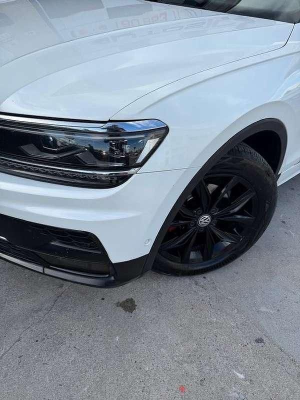 Usado VW Tiguan 150 CV (110 kW) 2018 Blanco SUV