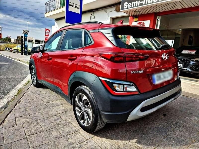 Usado Hyundai Kona 141 HP (103 kW) 2022 Vermelho SUV