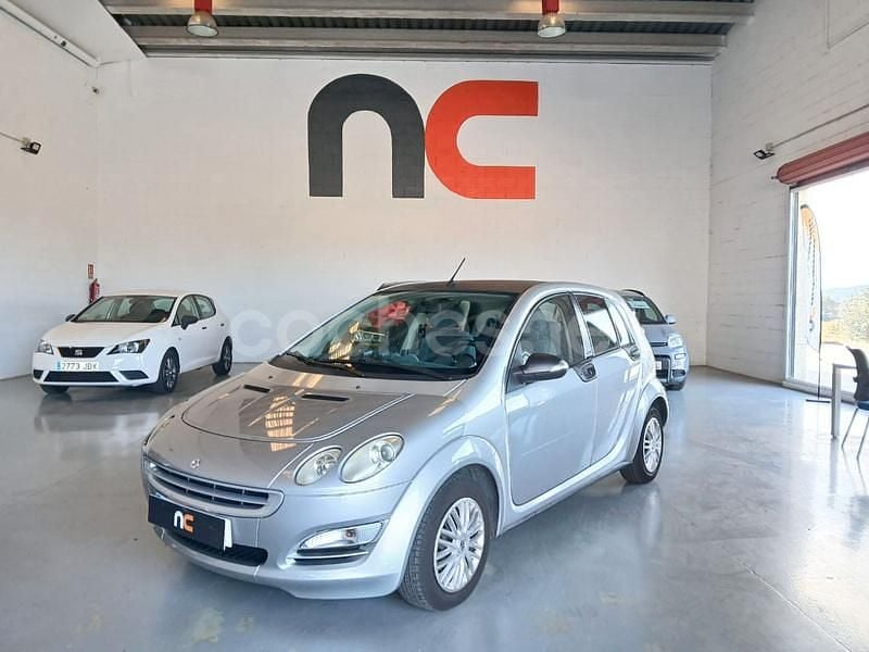 Usado Smart ForFour Passion 75 CV (55 kW) 2005 Gris / plata Utilitario