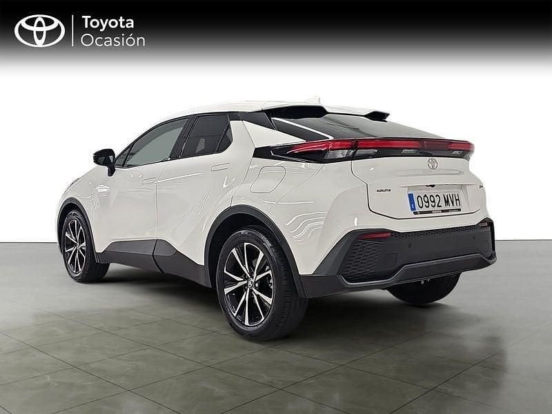 Usado Toyota C-HR Advance 140 CV (102 kW) 2024 Blanco SUV