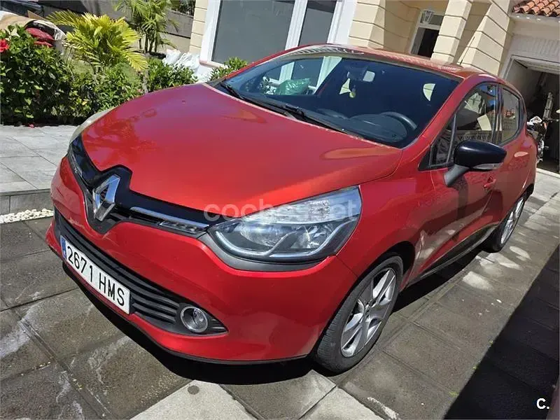Usado Renault Clio IV Dynamique 90 CV (66 kW) 2012 Rojo Berlina