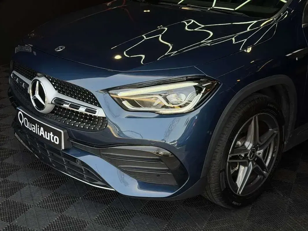Usado Mercedes GLA250 218 CV (160 kW) 2021 Azul SUV