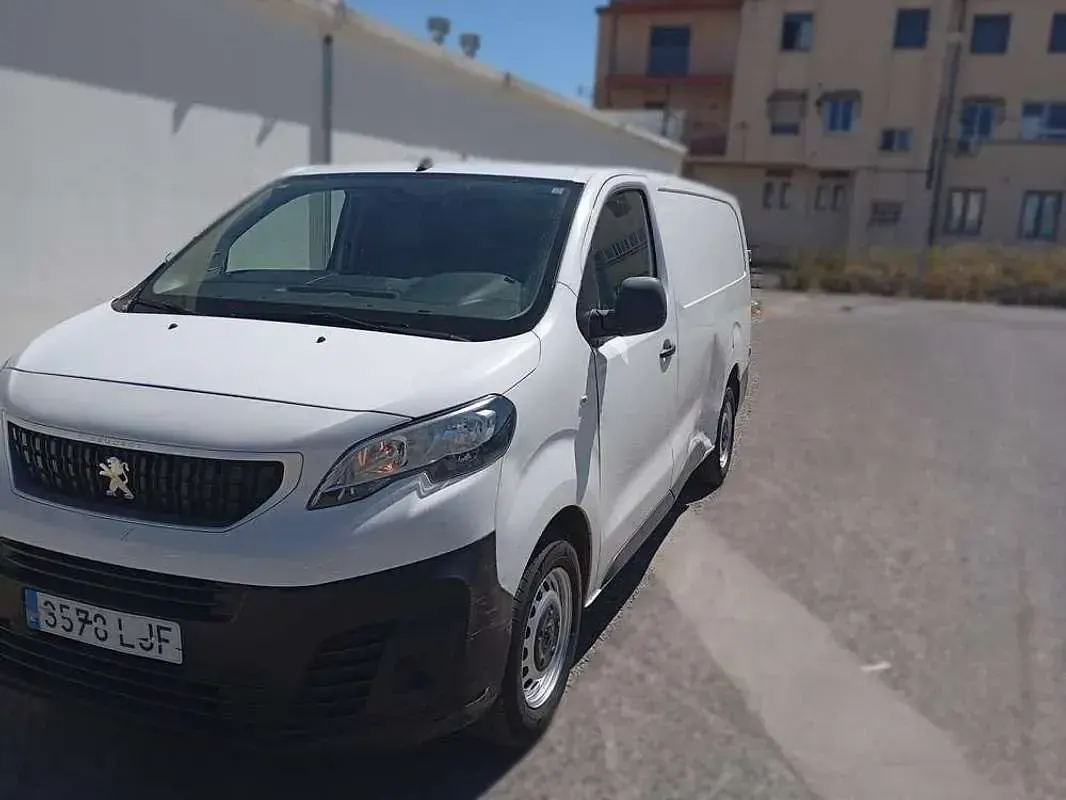 Usado Opel Combo 105 CV (77 kW) 2017 Blanco Monovolumen