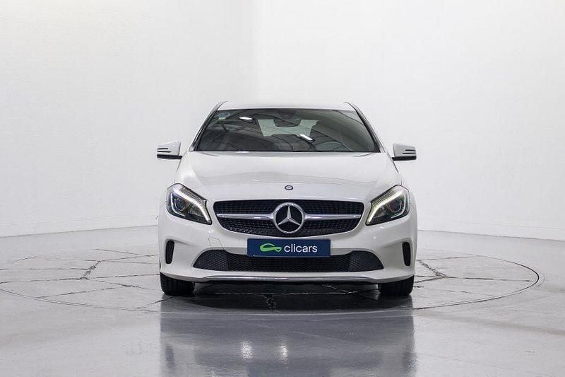 Usado Mercedes A200 Urban 136 CV (100 kW) 2016 Blanco Berlina