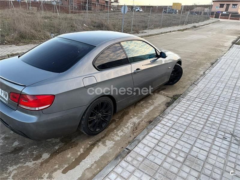 Usado BMW 320 177 CV (130 kW) 2007 Gris / plata Coupe