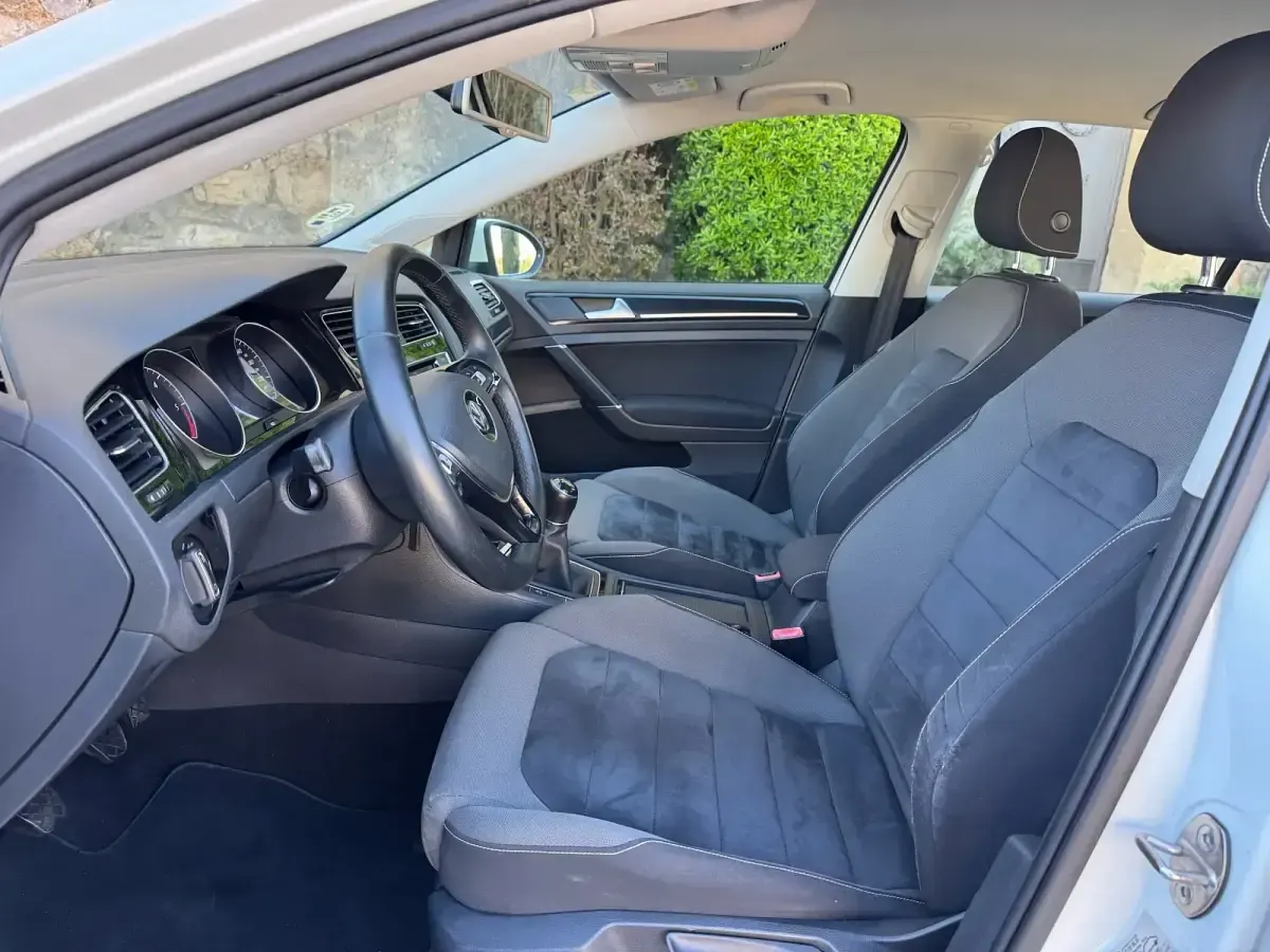 Usado VW Golf VII Sportline 105 HP (77 kW) 2015 Branco Citadino