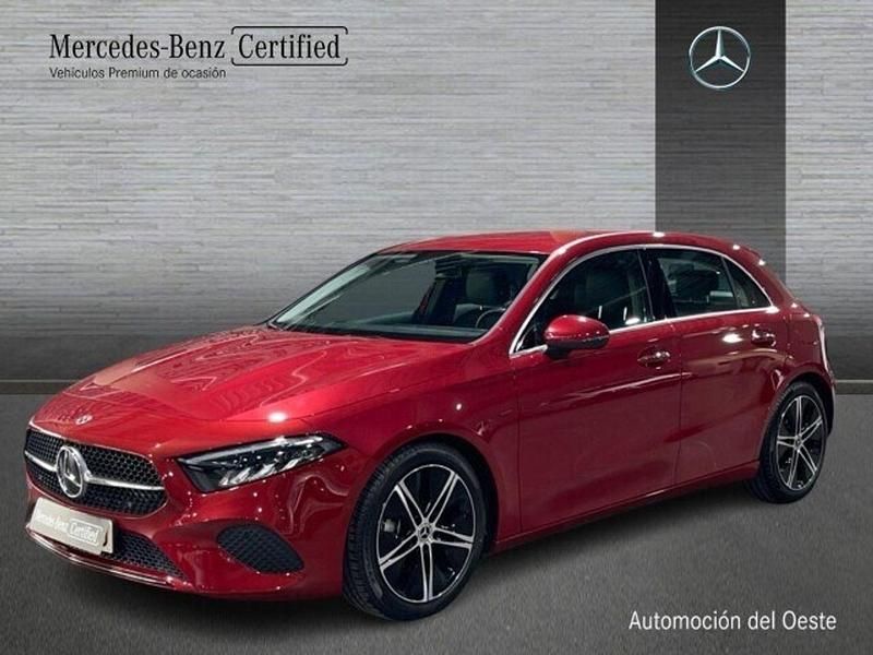 Usado Mercedes A180 Progressive 116 CV (85 kW) 2024 Rojo Berlina