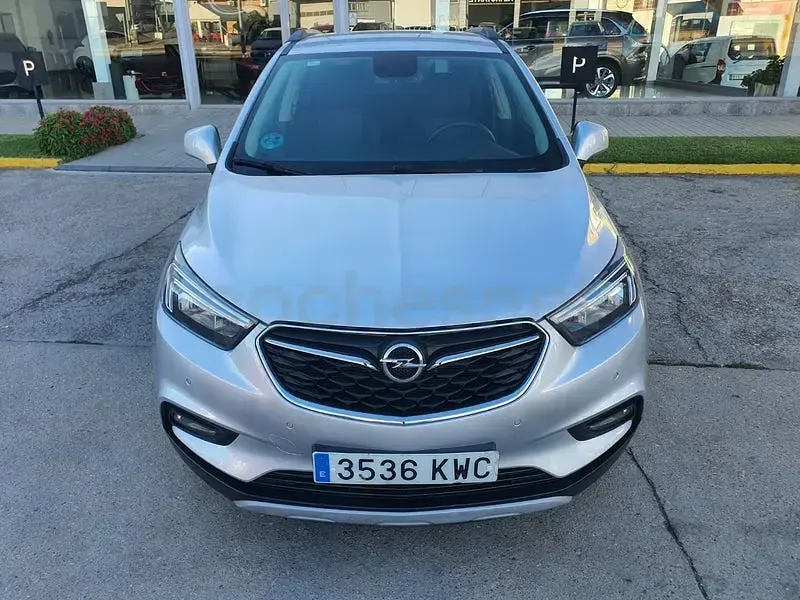 Usado Opel Mokka X 140 CV (102 kW) 2019 Gris / plata SUV