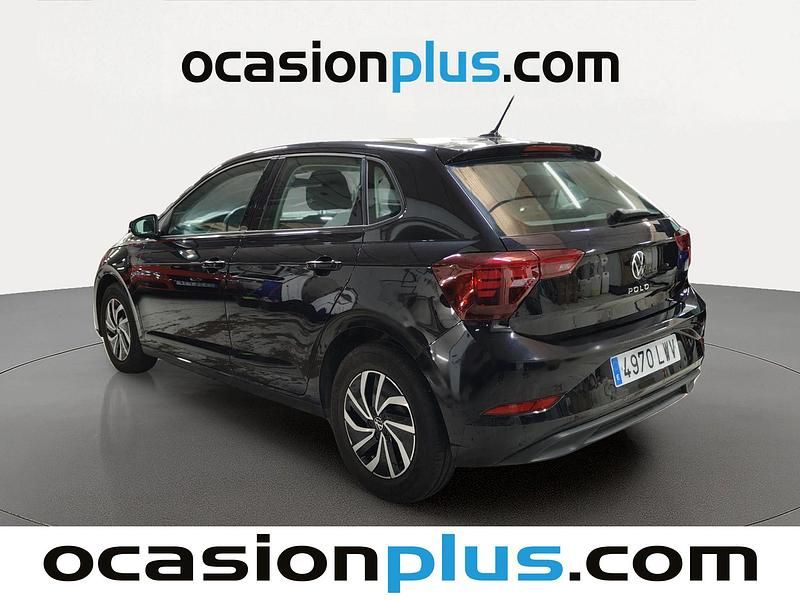 Usado VW Polo Life 95 CV (69 kW) 2022 Negro Utilitario