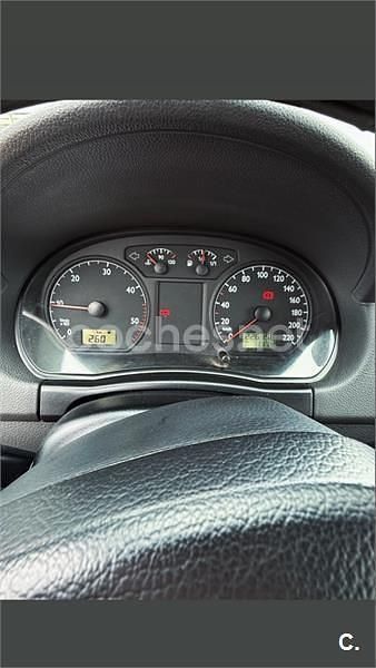 Usado VW Polo Highline 75 CV (55 kW) 2003 Blanco Berlina
