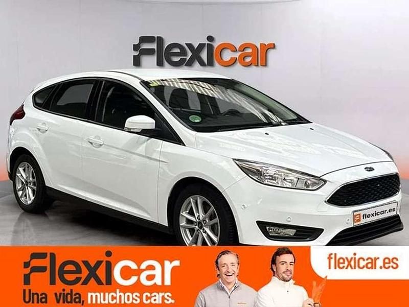 Usado Ford Focus Trend+ 125 CV (91 kW) 2018 Blanco Familiar