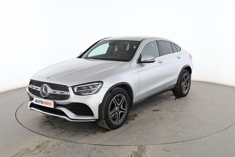 Usado Mercedes GLC200 AMG line 211 CV (155 kW) 2019 SUV
