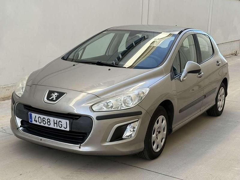 Usado Peugeot 308 Access 120 HP (88 kW) 2012 Bege Citadino