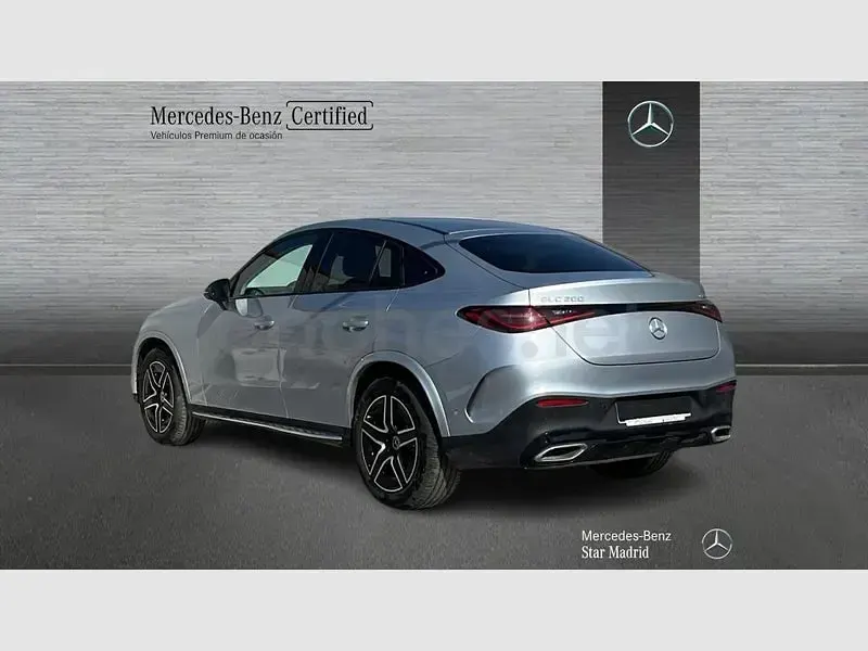 Usado Mercedes GLC200 204 CV (150 kW) 2025 Gris / plata SUV