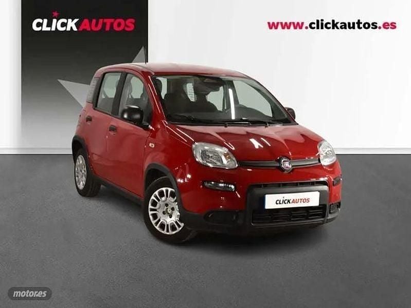 Usado Fiat Panda Classica 70 HP (51 kW) 2025 Vermelho Sedan
