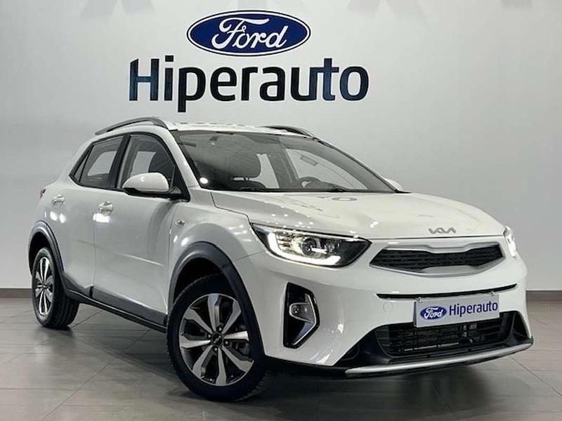 Blanco Usado 2024 Kia Stonic SUV | 14.950 € (Precio justo) - Imagen 1/4
