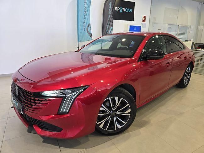 Usado Peugeot 508 Allure 130 CV (95 kW) 2023 Rojo Berlina