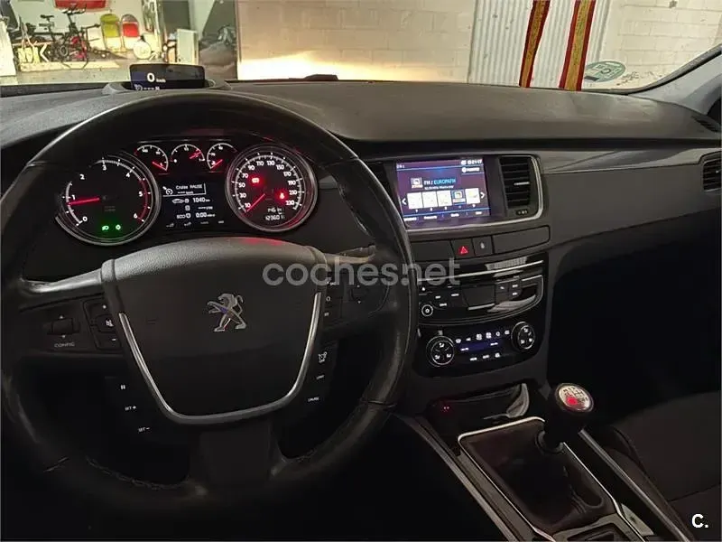 Usado Peugeot 508 Allure 150 CV (110 kW) 2017 Gris / plata Berlina