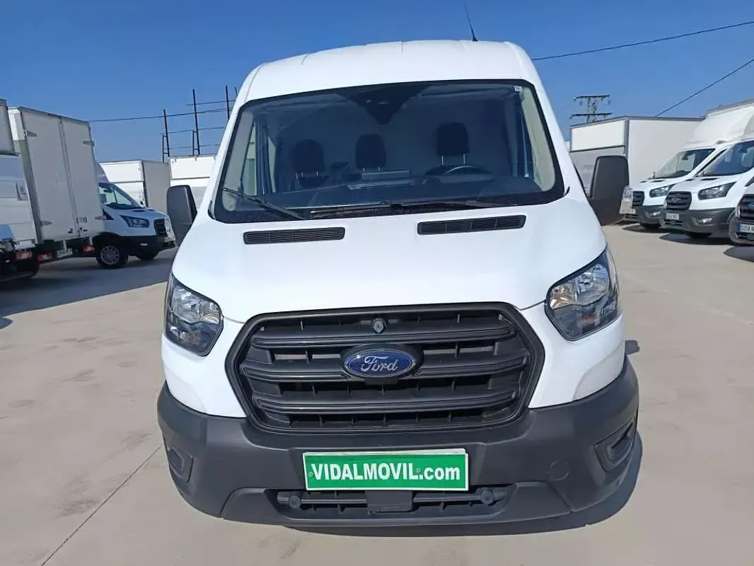 Usado Ford Transit Trend 131 CV (96 kW) 2022 Blanco Van