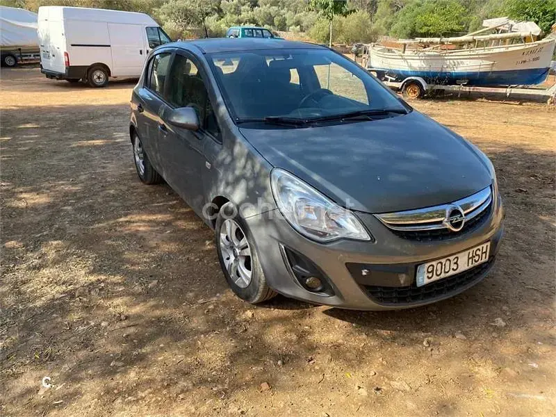 Usado Opel Corsa Selective 95 CV (69 kW) 2013 Gris / plata Utilitario