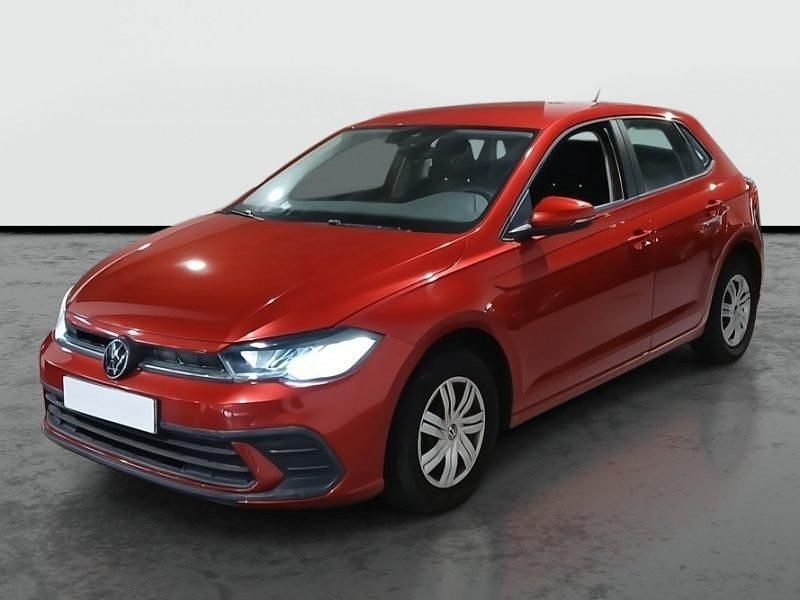 Rojo intenso metalizado Usado 2022 VW Polo Trendline | 16.490 € (Un poco caro) - Imagen 1/4