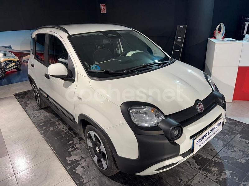 Usado Fiat Panda Cross Cross 65 CV (47 kW) 2025 Blanco Utilitario