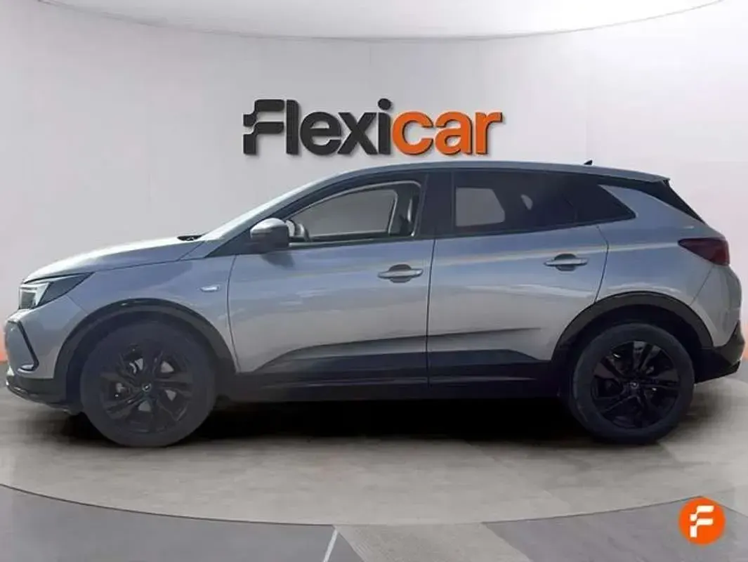 Usado Opel Grandland X 131 CV (96 kW) 2023 Gris SUV