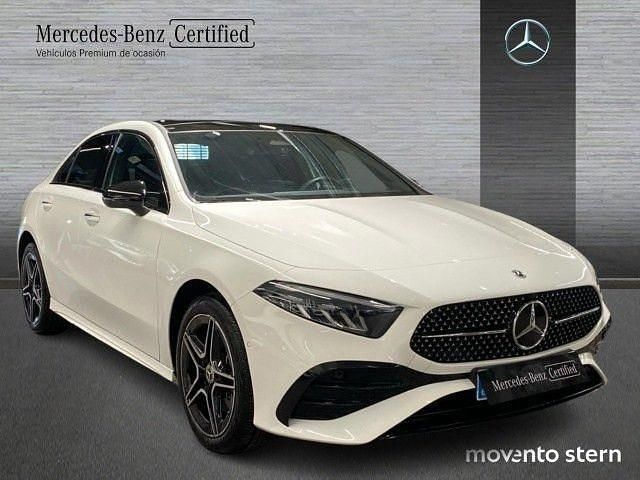 Usado Mercedes A250 218 CV (160 kW) 2024 Blanco Berlina