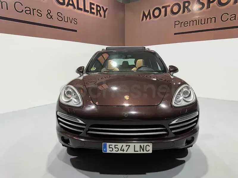 Usado Porsche Cayenne Platinum Edition 245 CV (180 kW) 2014 Granate SUV