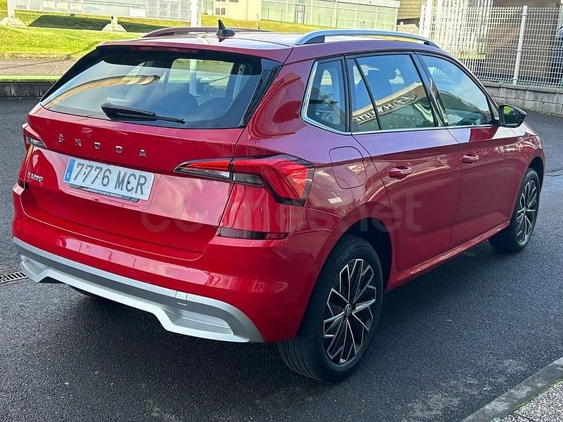 Usado Skoda Kamiq Ambition 110 CV (80 kW) 2022 Rojo SUV