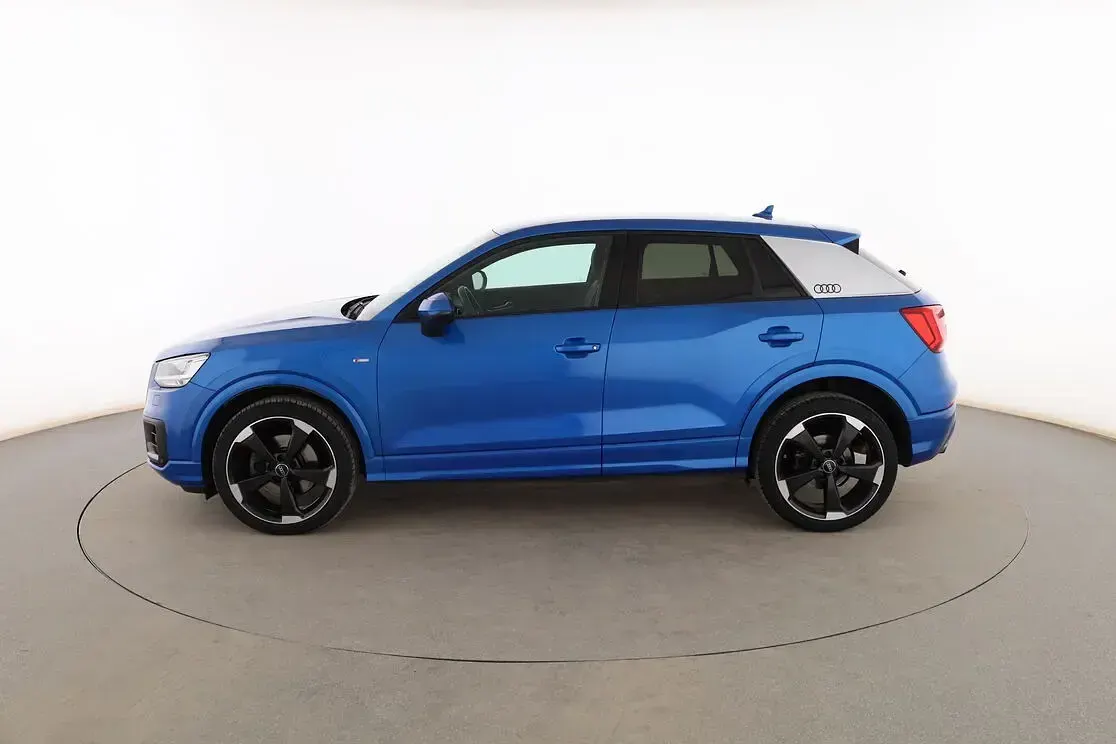 Usado Audi Q2 Sport 190 CV (139 kW) 2017 Azul SUV