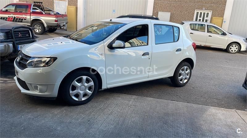 Blanco Usado 2016 Dacia Sandero Ambiance Utilitario | 6800 € (Precio justo) - Imagen 1/4