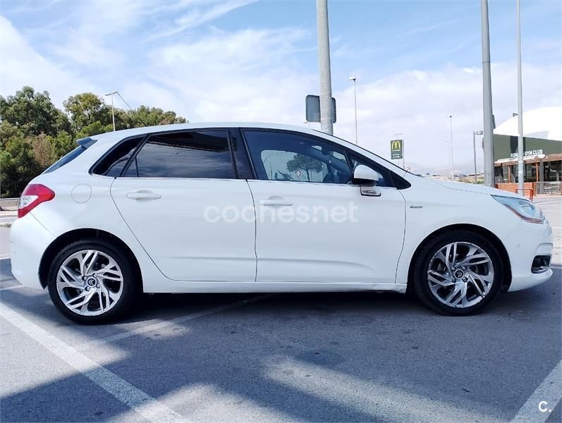 Etiqueta b (amarilla) Usado 2012 Citroën C4 Exclusive Berlina | 4600 € (Precio justo) - Imagen 1/4