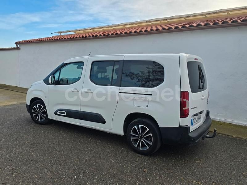Usado Citroën Berlingo Feel 130 CV (95 kW) 2019 Blanco Monovolumen