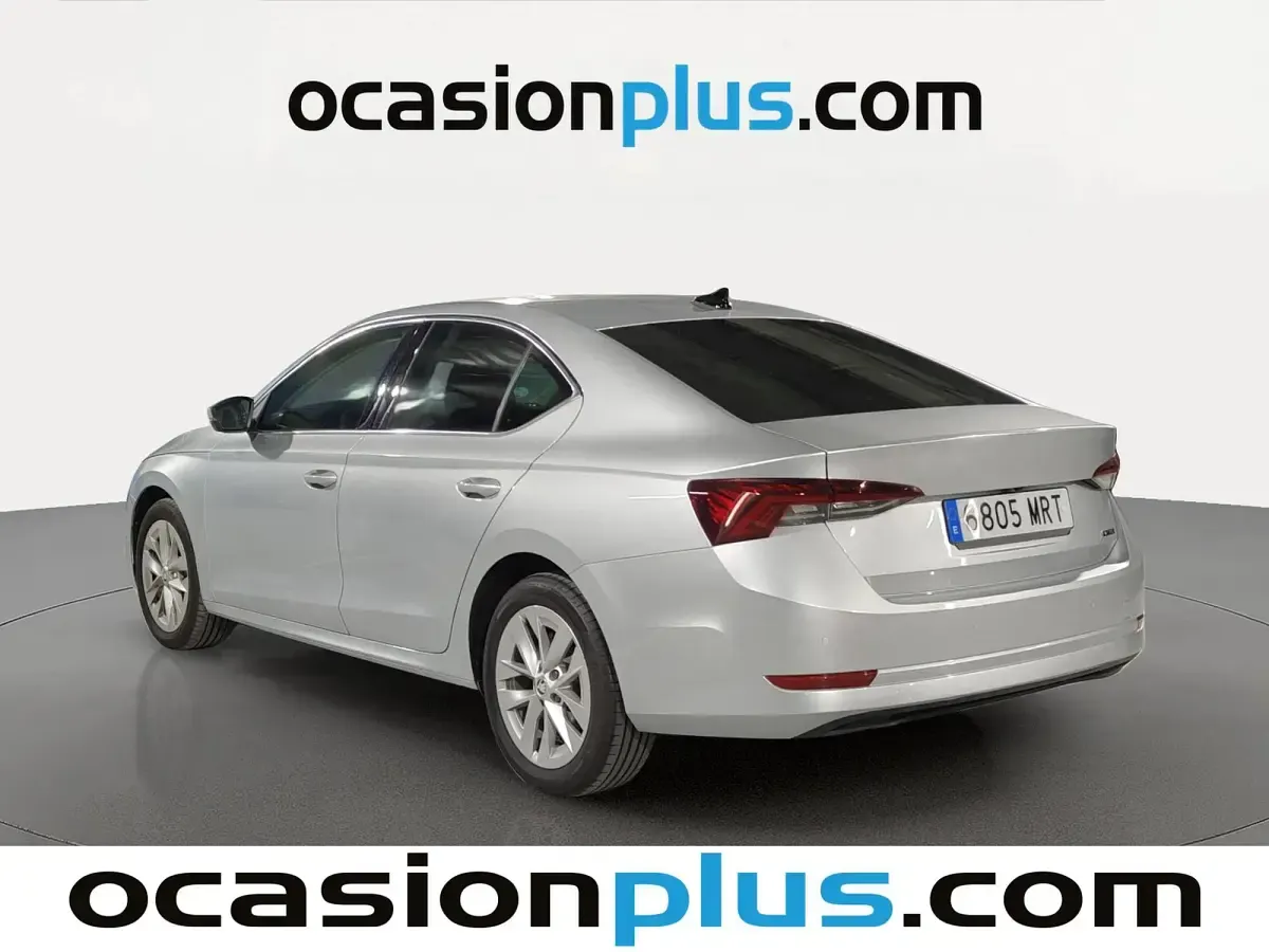 Usado Skoda Octavia Selection 150 HP (110 kW) 2024 Cinzento Sedan