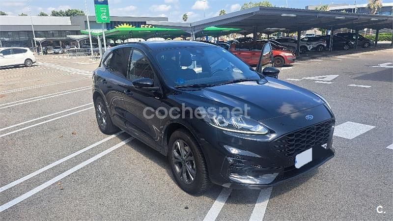Negro Usado 2022 Ford Kuga ST-Line SUV | 24.799 € (Precio justo) - Imagen 1/4