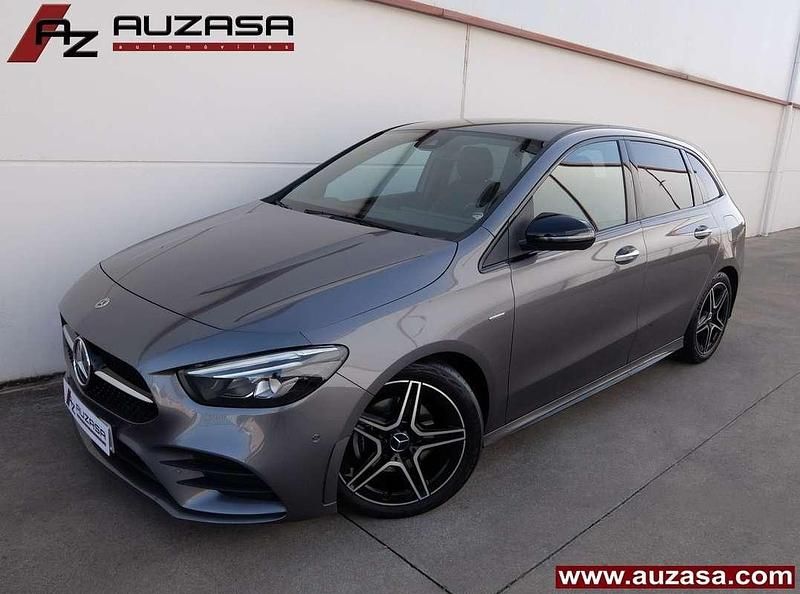 Usado Mercedes B200 150 CV (110 kW) 2022 Gris Monovolumen