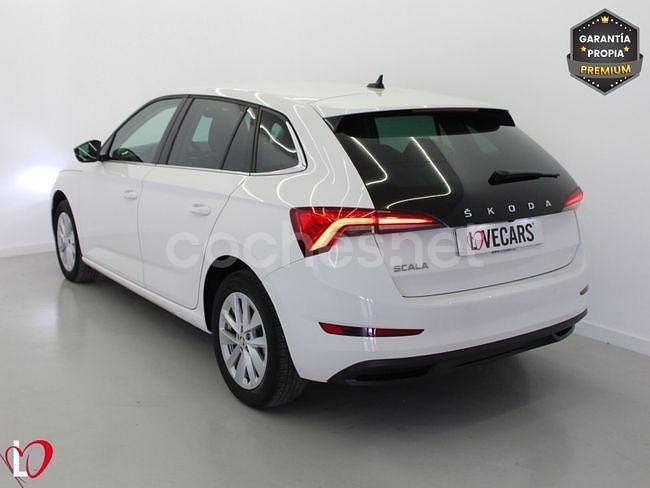 Usado Skoda 110 R Ambition 110 CV (80 kW) 2023 Blanco Berlina
