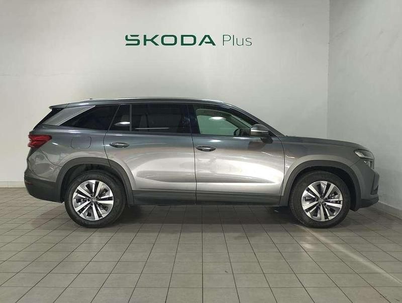 Usado Skoda Kodiaq Selection 150 CV (110 kW) 2025 Gris SUV