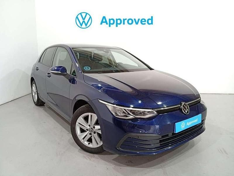 Usado VW Golf VIII Life 131 CV (96 kW) 2021 Azul Utilitario
